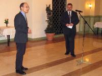 06-11-09_2012 Mr Hora + Mr G Neugschwandtner 